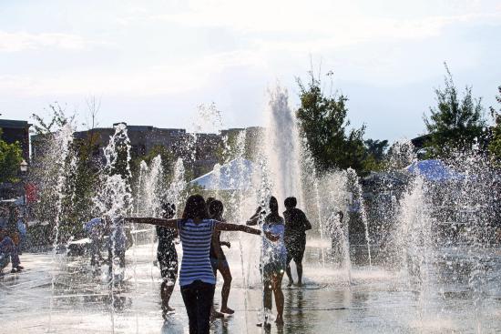 Big Splash Interactive Fountain in Suwanee, GA